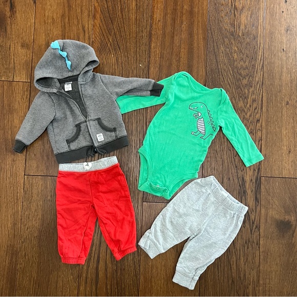 Carter’s Dinosaur Set - 4-Piece 6m Boy - Picture 1 of 9